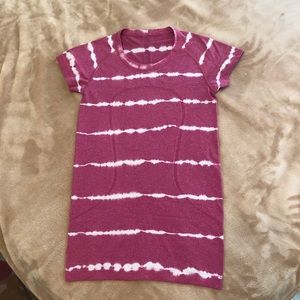 Lululemon swiftly tech short sleeve top